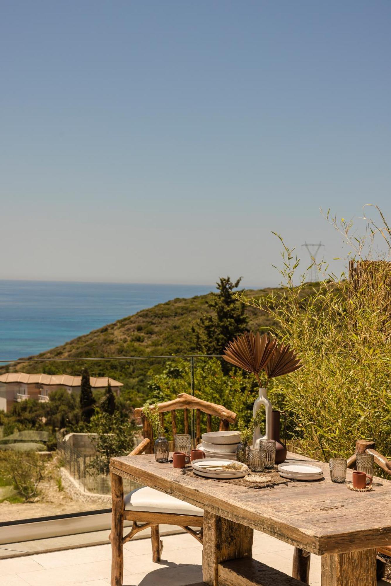 Hilaritas Luxury Suites Sea View, Private Pool & Jacuzzi Paradise Ratzaklion Exterior photo