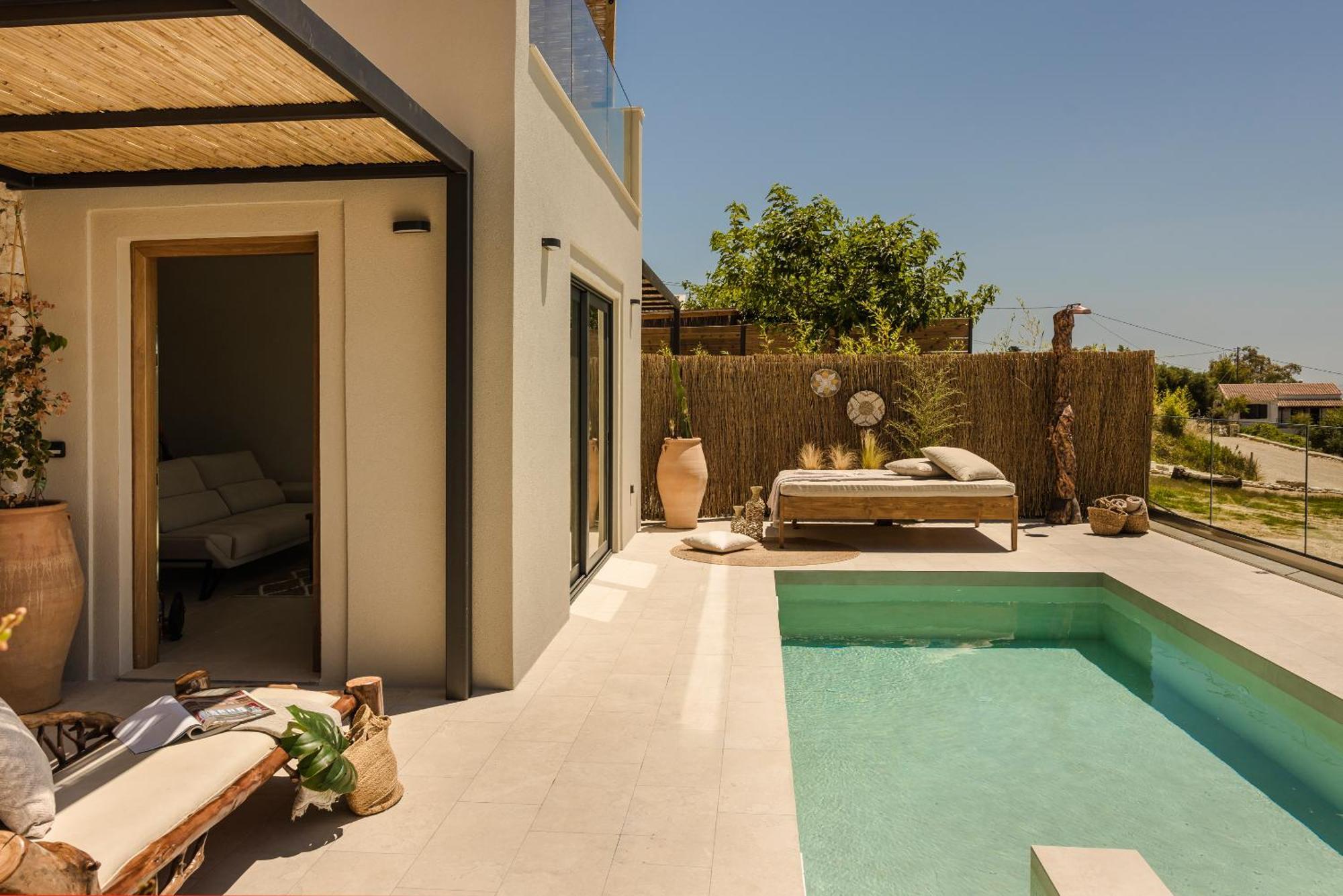 Hilaritas Luxury Suites Sea View, Private Pool & Jacuzzi Paradise Ratzaklion Exterior photo