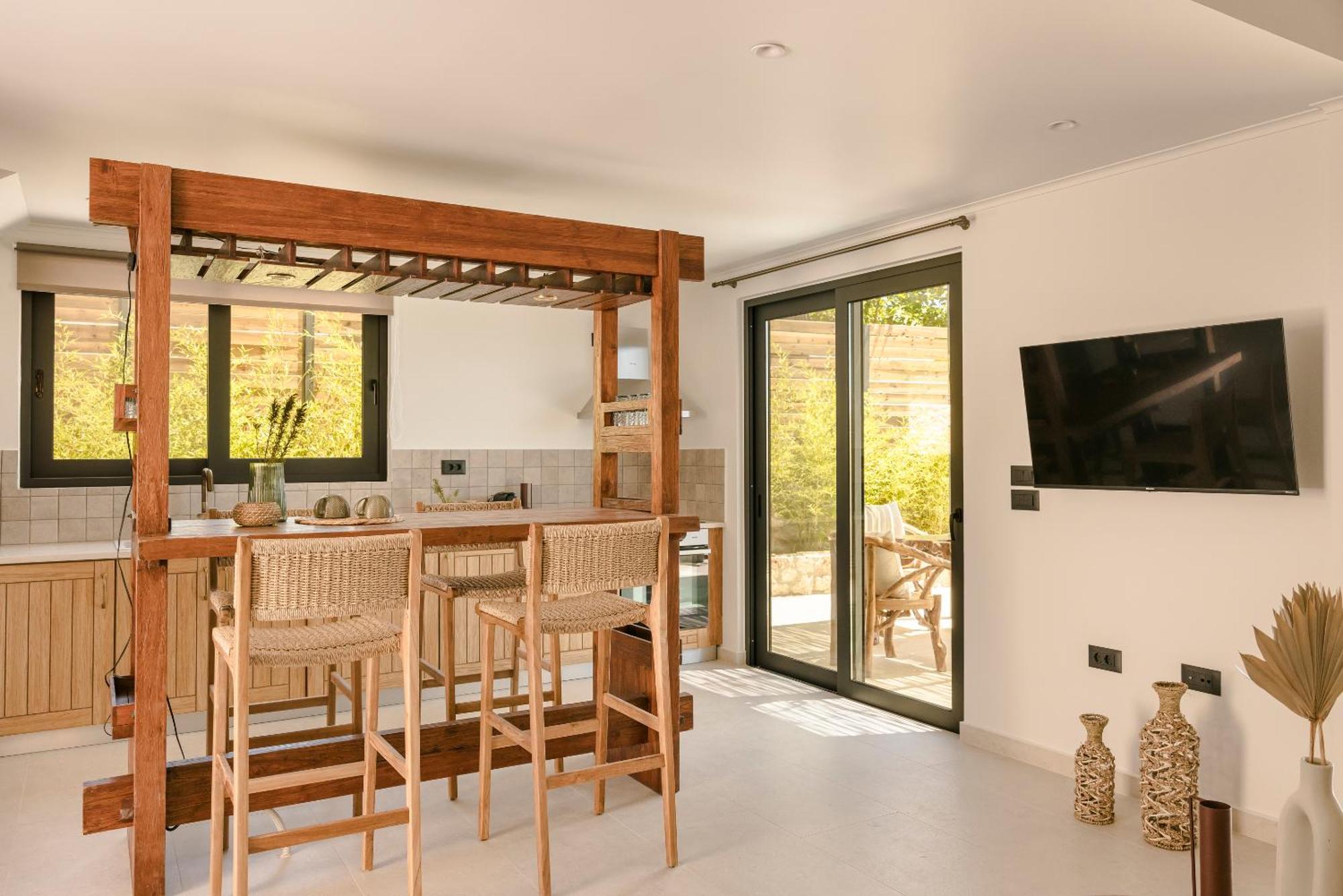 Hilaritas Luxury Suites Sea View, Private Pool & Jacuzzi Paradise Ratzaklion Exterior photo