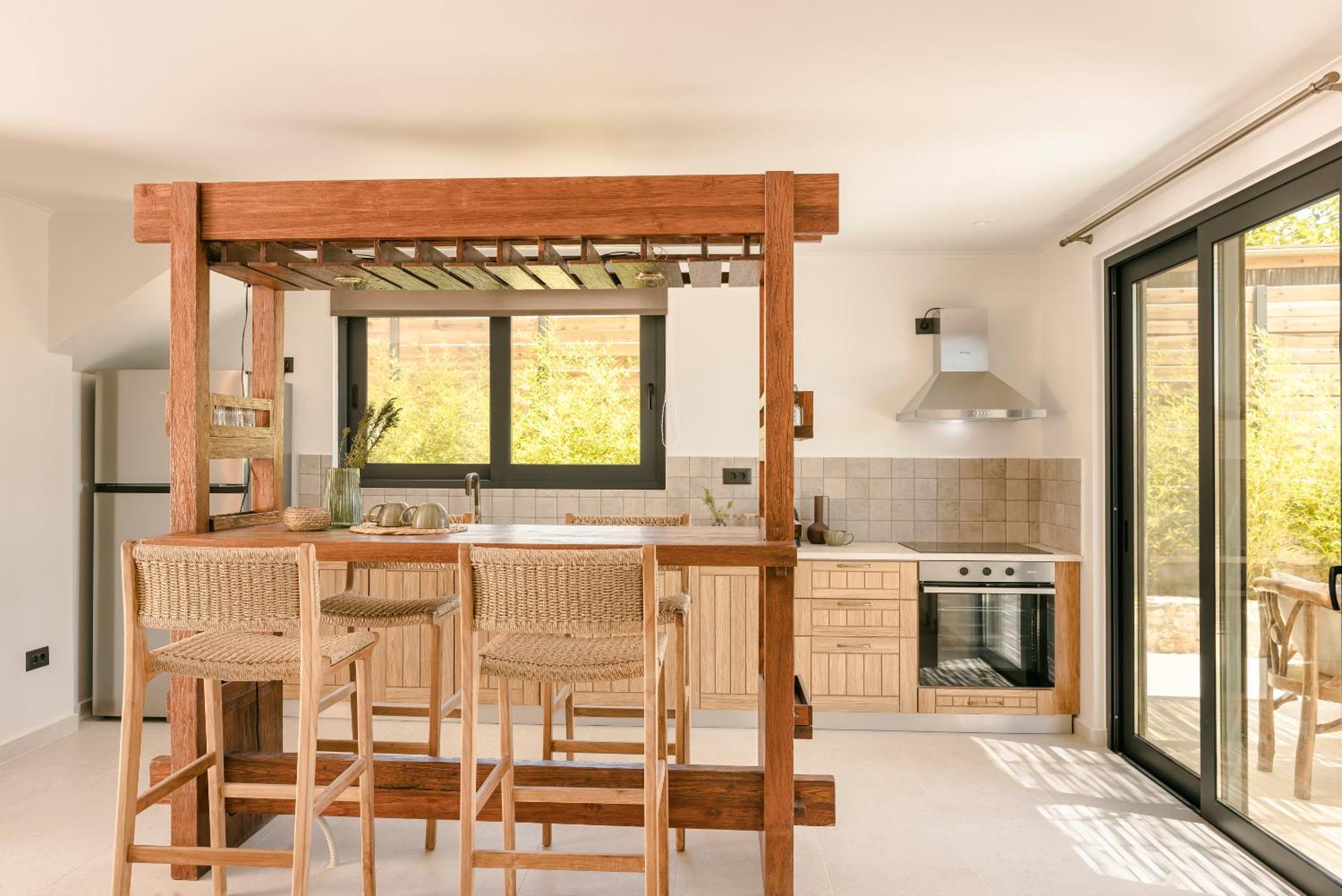 Hilaritas Luxury Suites Sea View, Private Pool & Jacuzzi Paradise Ratzaklion Exterior photo
