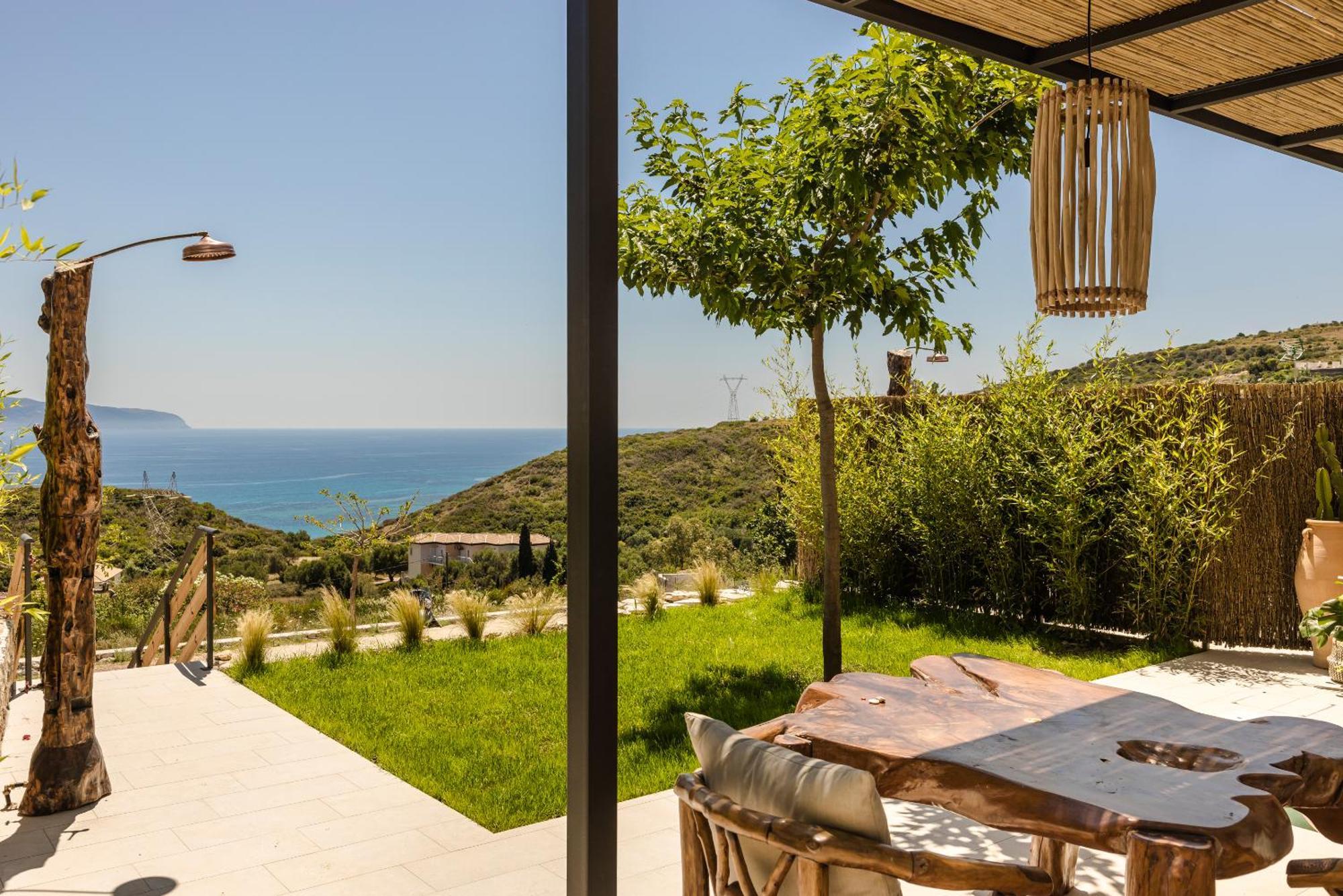 Hilaritas Luxury Suites Sea View, Private Pool & Jacuzzi Paradise Ratzaklion Exterior photo